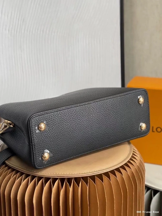 AAA Replica Ru CAPUCINES Louis Vuitton MM 0810